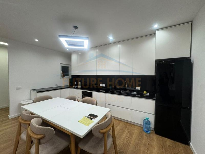 Apartament 2+1 në shitje në Rruga Jordan Misja, Tiranë, 122 m². Foto 3 nga 8