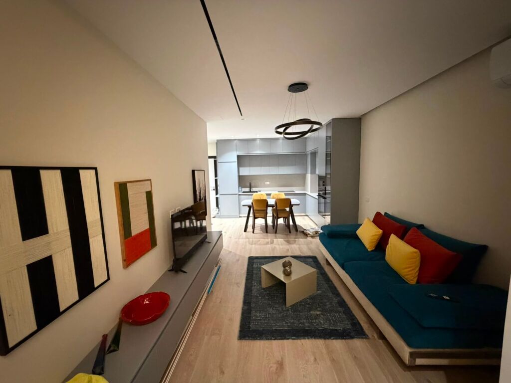 Appartamento 1+1 in affitto a Rruga Mine Peza, Tirana, 70 m². Foto 2 di 3