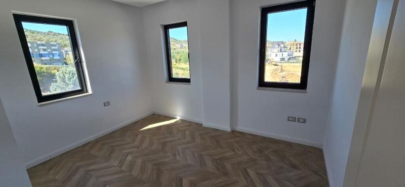 Villa for sale in TEG, Tirana, 331 m²