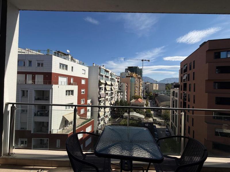 Appartamento 2+1 in vendita a CONAD Rruga e Kosovarëve, Tirana, 112 m²