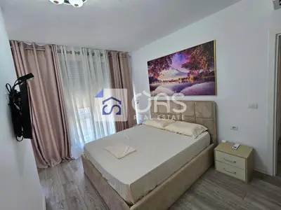 Apartament 1+1 me qera në Ali Demi, Tiranë, 70 m². Foto 4 nga 6