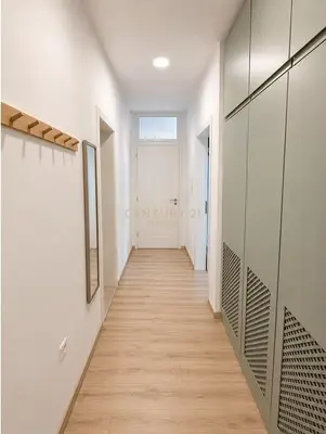 Appartamento 1+1 in affitto a Rruga Komuna e Parisit, Tirana, 75 m². Foto 6 di 12