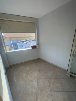 Appartamento in affitto a Blloku, Tirana, 96 m². Foto 4 di 8