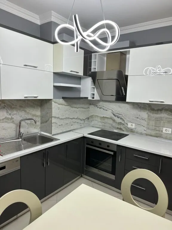 Duplex 3+1 for rent in Kodra e Diellit, Tirana, 187 m². Photo 1 of 6
