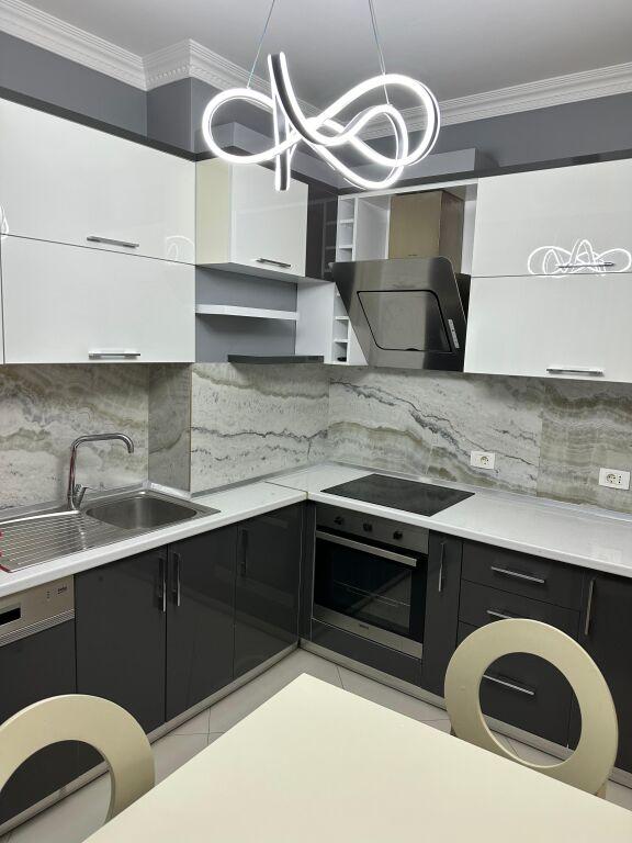Duplex 3+1 in affitto a Rezidenca Kodra e Diellit 1, Tirana, 187 m²