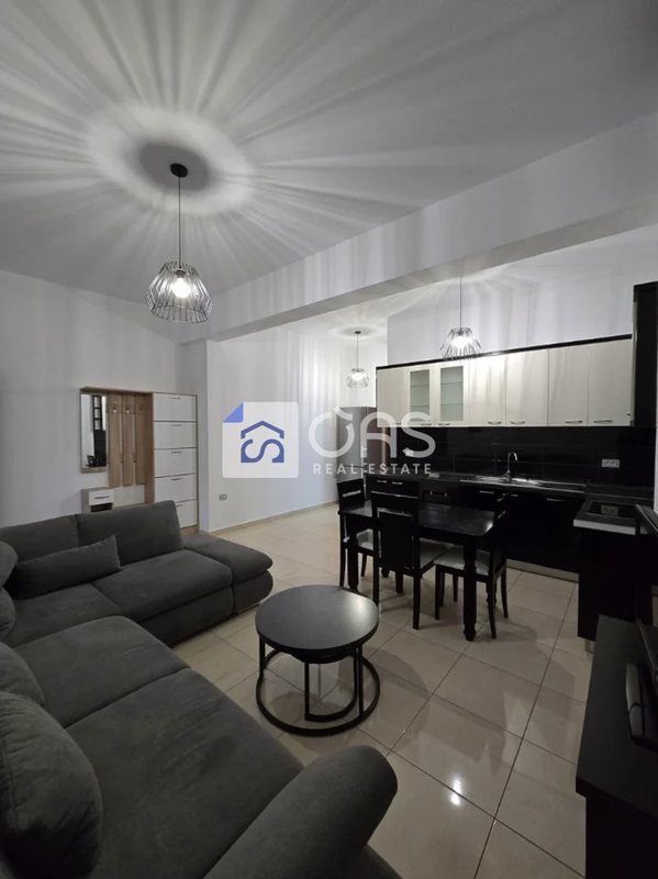 Apartament 1+1 me qera në Vilat Gjermane, Tiranë, 60 m²