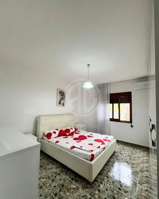 Appartamento in affitto a Tregu Industrial, Durazzo, 120 m². Foto 3 di 8