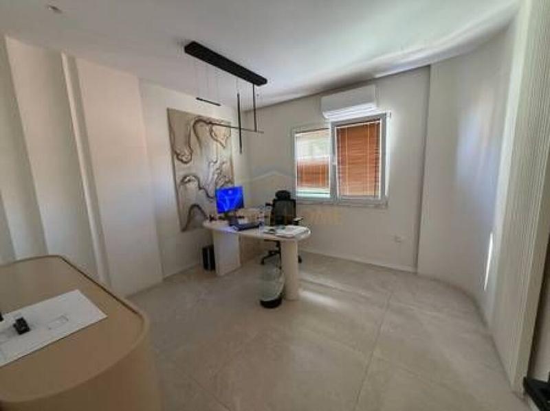 Apartament në shitje në Blloku, Tiranë, 120 m². Foto 3 nga 5