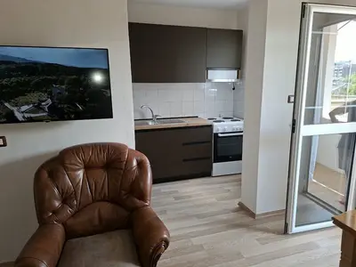 Apartament 1+1 me qera në Rruga Mihal Grameno, Tiranë, 53 m². Foto 2 nga 7