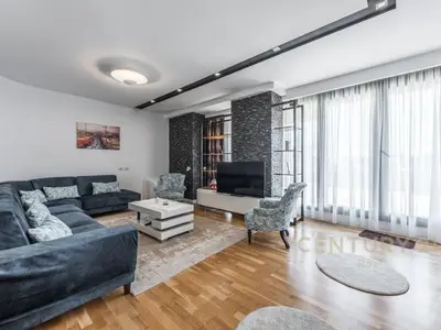 Apartament në shitje në Rruga Mujo Ulqinaku, Durrës, 350 m². Foto 3 nga 12