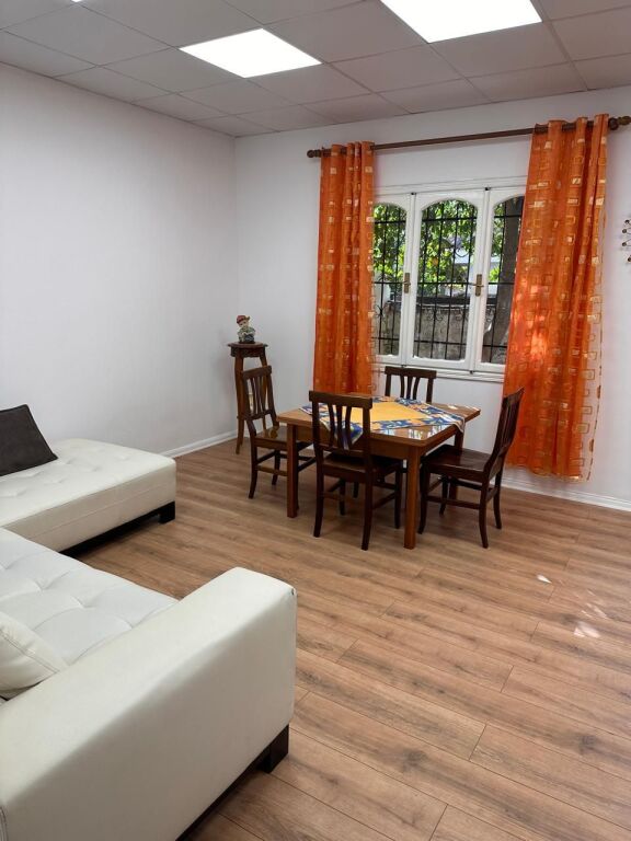 Villa for rent in Xhamlliku, Tirana, 310 m². Photo 2 of 3