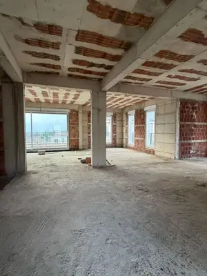 Vilë në shitje në Collina Verde, Tiranë, 1 300 m². Foto 2 nga 8