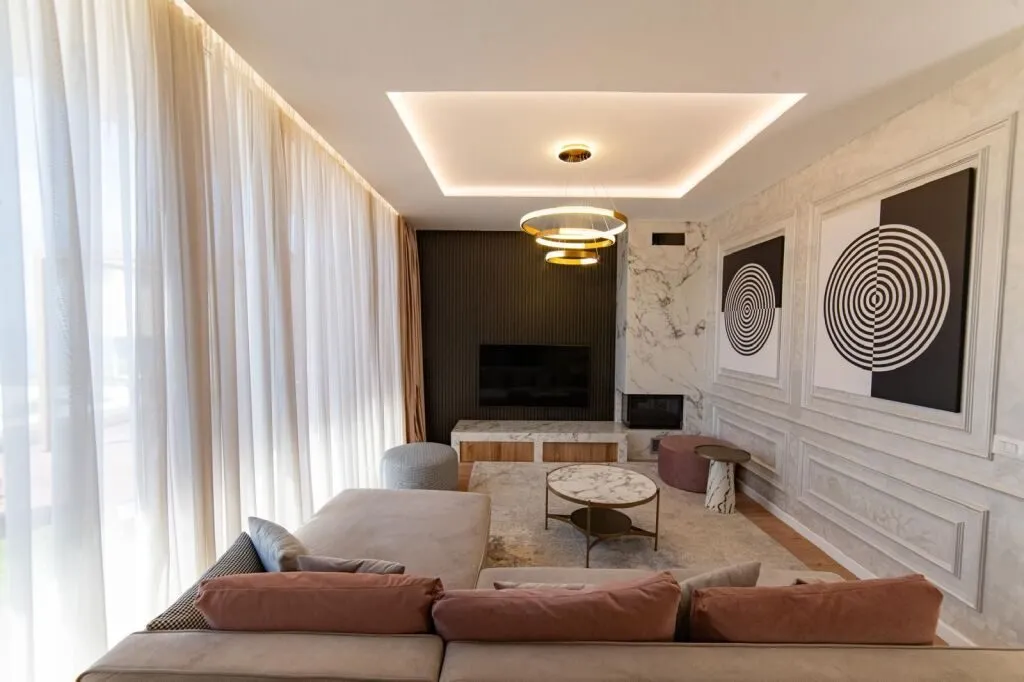 Villa in vendita a Palase, Valona, 311 m². Foto 1 di 8