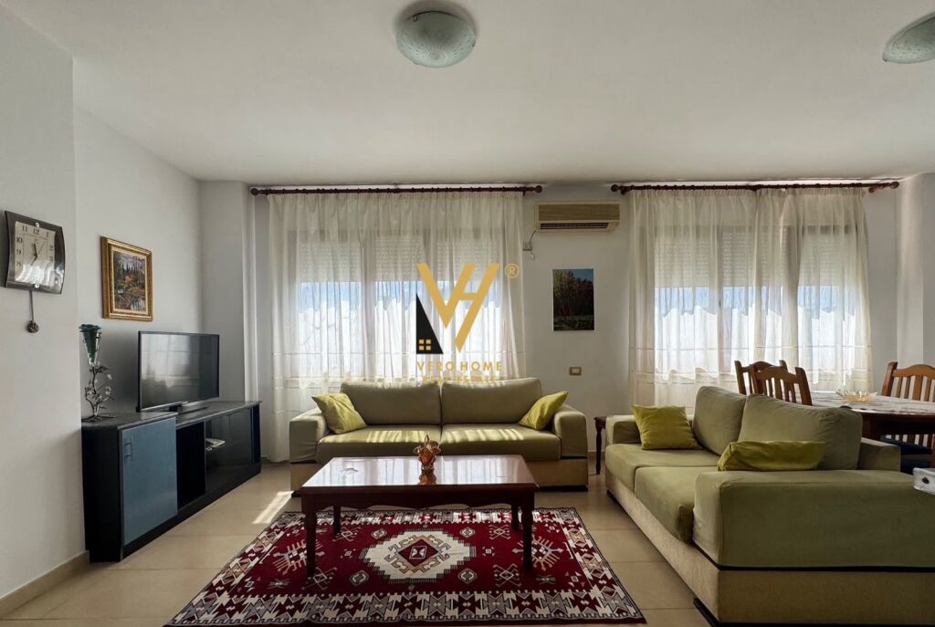 Apartament 2+1 me qera në Rruga e Bogdanëve, Tiranë, 90 m². Foto 1 nga 3