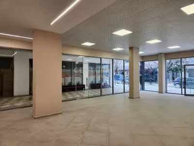 Zyrë në shitje në Ish Kombinati, Vlorë, 121 m². Foto 5 nga 10