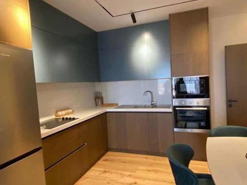 Apartament 2+1 me qera në Bulevardi i Blu, Kamëz, 100 m²