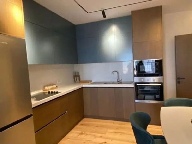 Appartamento 2+1 in affitto a Bulevardi i Blu, Kamza, 100 m²