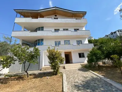 Vilë në shitje në Shishtufinë, Tiranë, 637 m². Foto 1 nga 12