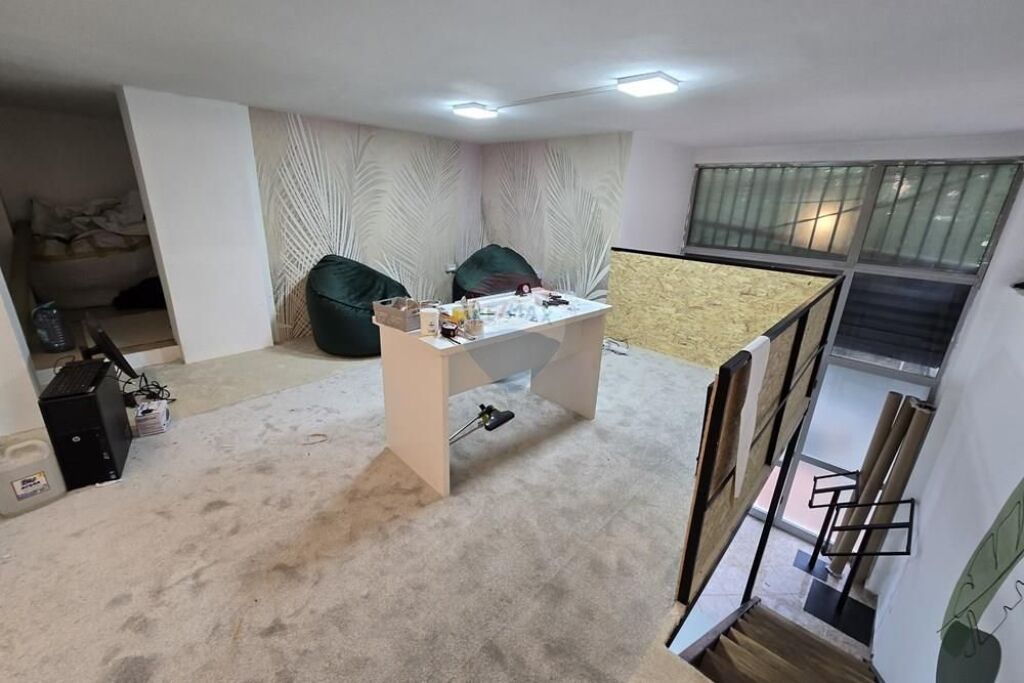 Shop for sale in Pazari i Ri, Tirana, 30 m². Photo 3 of 3