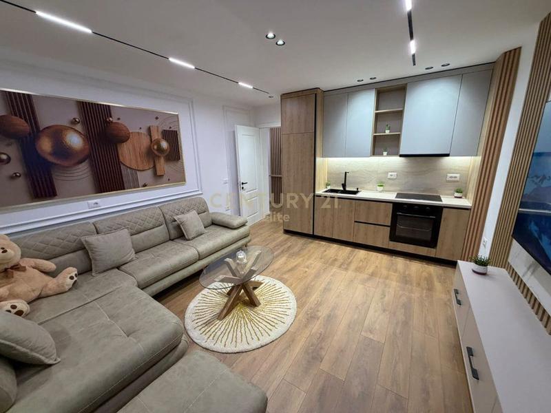 Appartamento 1+1 in affitto a Bar Oslo 21 Dhjetori, Tirana, 62 m²