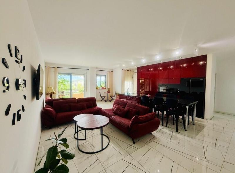 Apartment 2+1 for rent in Liqeni Thatë, Tirana, 137 m²