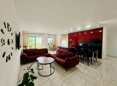 Apartment 2+1 for rent in Liqeni i Thatë, Tirana, 137 m². Photo 1 of 9