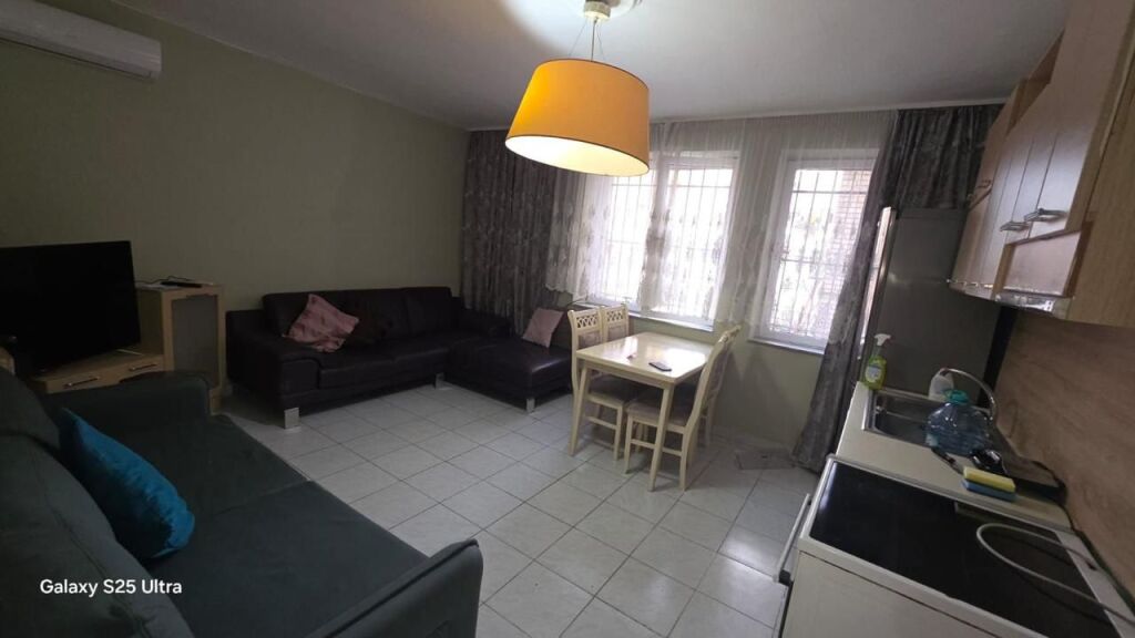 Apartment 2+1 for rent in Medreseja, Tirana, 75 m². Photo 2 of 3