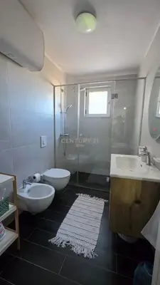 Apartament 1+1 me qera në Xhamlliku, Tiranë, 50 m². Foto 4 nga 4
