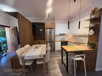 Apartament me qera në Liqeni, Tiranë, 105 m². Foto 1 nga 7