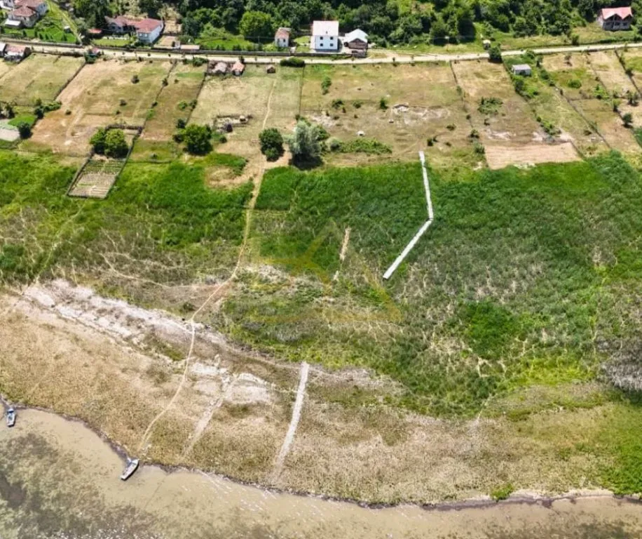 Tokë në shitje në Goricë e Vogël, Korçë, 8 238 m². Foto 1 nga 3