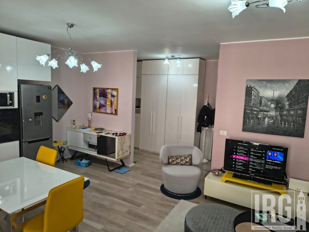 Apartment 2+1 for sale in Komuna e Parisit, Tirana, 151 m². Photo 2 of 3
