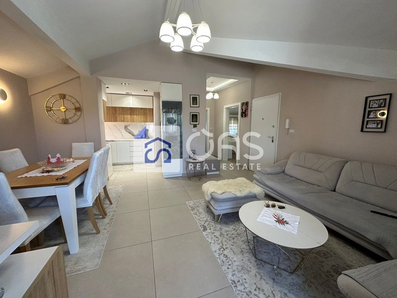 Penthouse 2+1 for rent in Xhamllik, Tirana, 120 m²