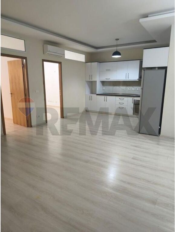 Apartment for sale in Rruga 5 Maji, Tirana, 74 m². Photo 3 of 3