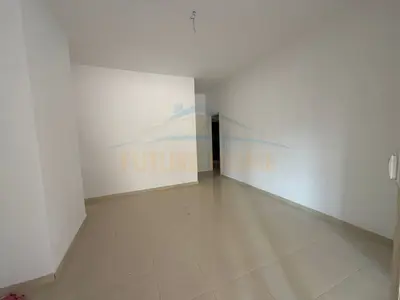 Apartament 2+1 në shitje në Qendra e Formimit Profesional ish URT, Durrës, 150 m². Foto 3 nga 7
