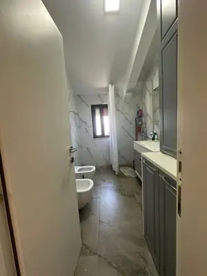 Appartamento 2+1 in affitto a Varri i Bamit, Tirana, 80 m². Foto 8 di 8