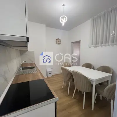 Apartament 1+1 me qera në Rruga e Kavajës, Tiranë, 85 m². Foto 3 nga 9