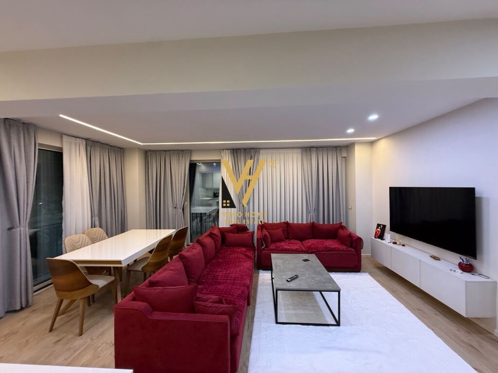 Apartament 2+1 me qera në Rruga e Elbasanit, Tiranë, 147 m²