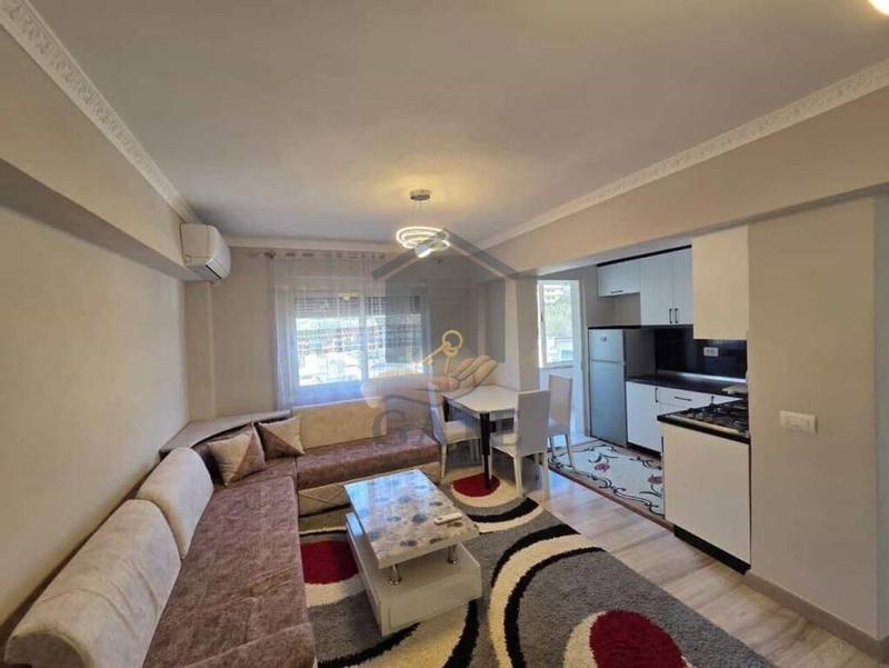 Appartamento 1+1 in affitto a Cezma Ferres, Durazzo, 58 m²