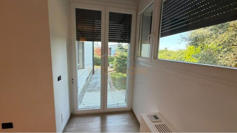 Villa 4+1 for rent in Long Hill Residence, Tirana, 475 m²
