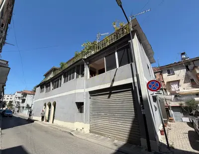 Apartament në shitje në Rruga Petro Nini Luarasi, Tiranë, 600 m². Foto 3 nga 5