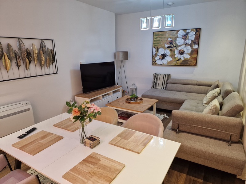 Appartamento 2+1 in affitto a Rruga e Kavajës, Tirana, 118 m². Foto 2 di 8