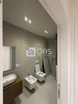 Apartament 3+1 me qera në Bulevardi i Ri, Tiranë, 127 m². Foto 4 nga 7