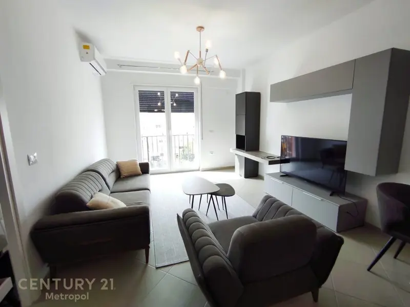 Appartamento in vendita a Rruga Frosina Plaku, Tirana, 89 m²
