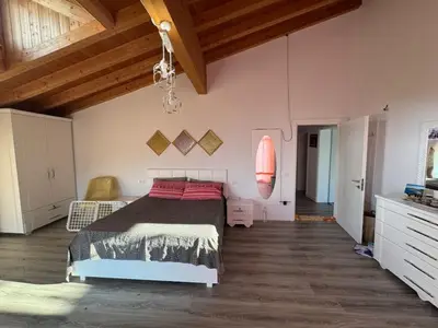 Vilë në shitje në Dajt, Tiranë, 375 m². Foto 2 nga 3
