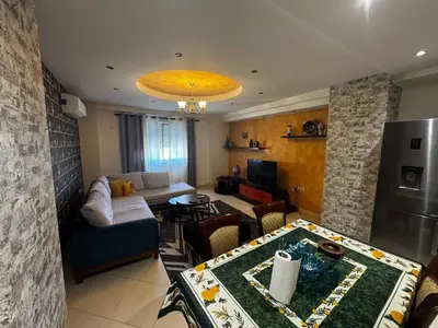 Apartament 2+1 me qera në Ambasador 3, Tiranë, 87 m². Foto 2 nga 5