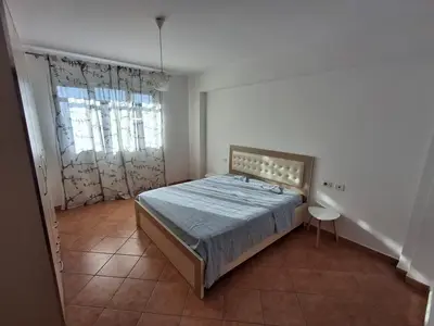 Appartamento 2+1 in affitto a Kthesa e Kamzës, Tirana, 90 m². Foto 3 di 11
