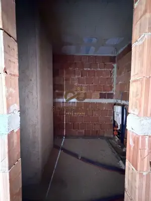 Appartamento 1+1 in vendita a Paskuqan, Kamza, 87 m². Foto 7 di 8