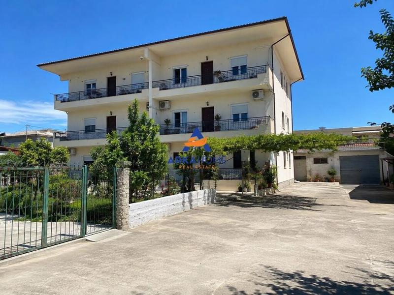Apartament 1+1 në shitje në Rruga Vaso Pasha, Durrës, 606 m²