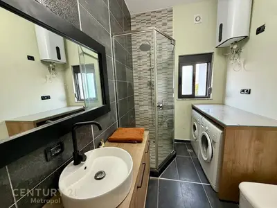 Apartament 3+1 me qera në Kthesa e Kamzës, Tiranë, 107 m². Foto 10 nga 11