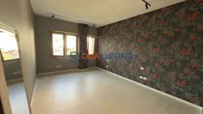 Zyrë me qera në Liceu Artistik, Tiranë, 308 m². Foto 5 nga 7